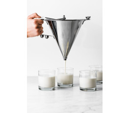 1.9L Kwik Pro piston funnel De Buyer