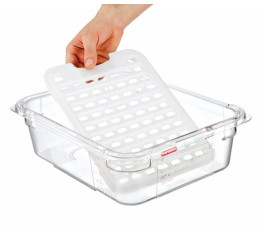 Perforated polypropylene bottom for GN 1/2 /0241 container