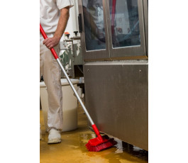 Cette brosse permet de nettoyer sous les machines de cuisine